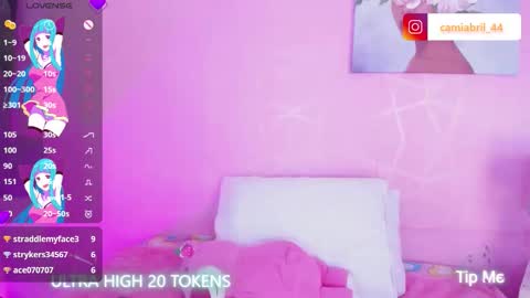 Abril  online show from March 12, 4:49 am