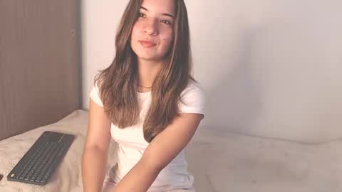 _abrill_20 online show from May 22, 5:42 pm