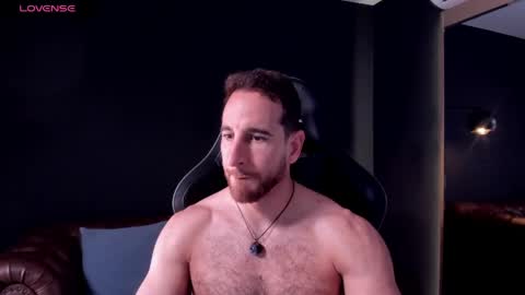 _adamcoper_ online show from April 18, 4:53 pm