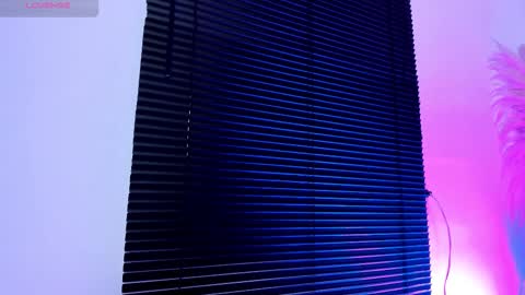 _aithanaa_ online show from October 20, 10:26 pm