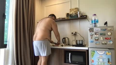 Alan online show from April 6, 5:41 am