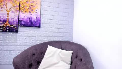    online show from May 23, 3:19 pm