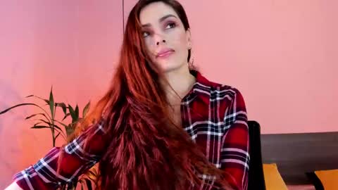 Snapshot of _aline_hall chatting on March 12, 6:00 pm Alline Hall online show from March 12, 6:00 pm