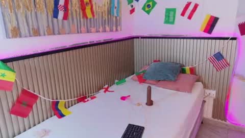 ANAIS online show from June 24, 9:22 pm