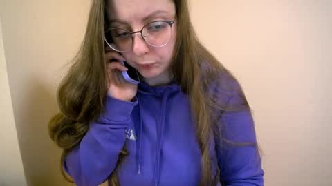 Snapshot of _annabelle_lee chatting on February 7, 8:01 am Anna online show from February 7, 8:01 am