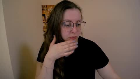 Snapshot of _annabelle_lee chatting on March 10, 7:22 am Anna online show from March 10, 7:22 am