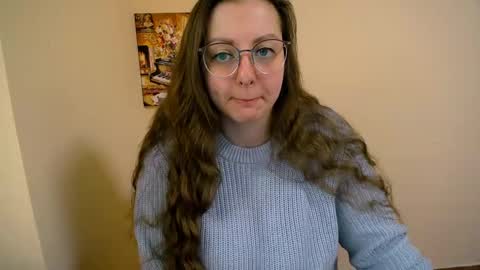 Snapshot of _annabelle_lee chatting on February 12, 7:44 am Anna online show from February 12, 7:44 am