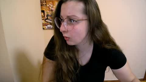 Snapshot of _annabelle_lee chatting on February 19, 7:50 am Anna online show from February 19, 7:50 am