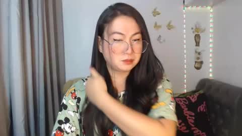 Snapshot of _arah chatting on September 27, 11:41 am arah online show from September 27, 11:41 am