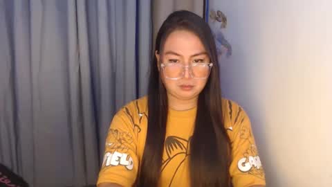 Snapshot of _arah chatting on October 15, 12:06 pm arah online show from October 15, 12:06 pm