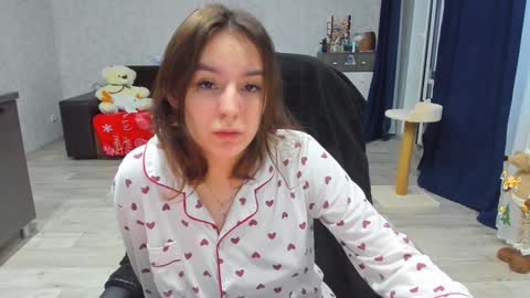 Arina online show from December 3, 10:56 am