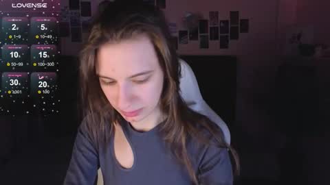 _ash_leyy_ online show from September 17, 1:31 am