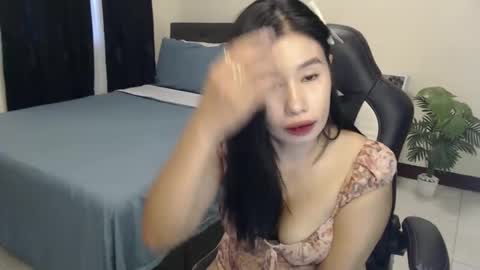 Angie online show from March 6, 3:13 am