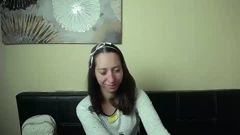 _astraia_ online show from June 17, 9:25 am