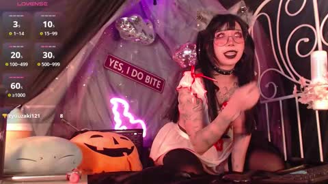 Snapshot of _babby_doll chatting on October 14, 5:38 pm Crystal online show from October 14, 5:38 pm