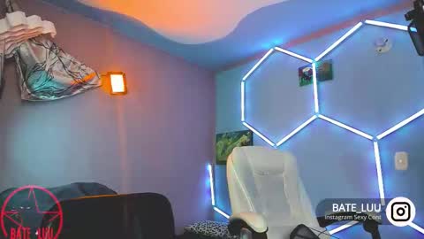 Snapshot of _baterchatur chatting on October 18, 4:27 am Lunita online show from October 18, 4:27 am