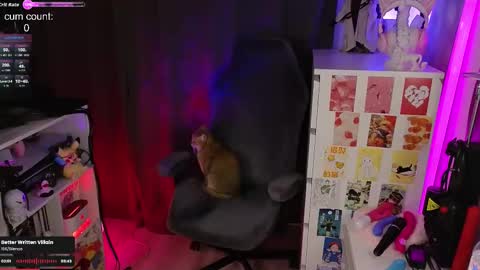 Alice .. online show from September 25, 6:26 pm