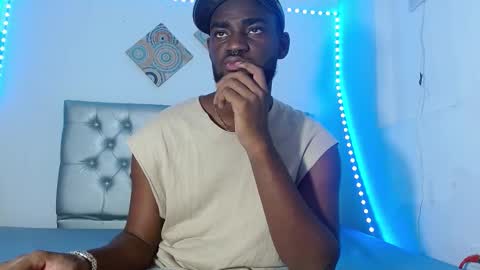 Andrew online show from November 17, 6:21 pm