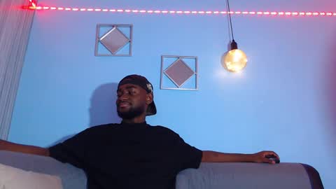 Andrew online show from February 25, 3:10 am