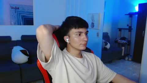 B L A K E online show from March 4, 9:40 am