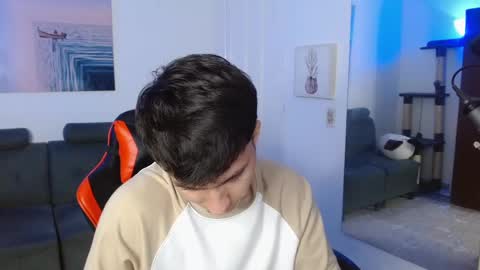 B L A K E online show from February 22, 10:20 pm