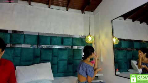 _bonnyandclyde online show from May 24, 1:39 pm