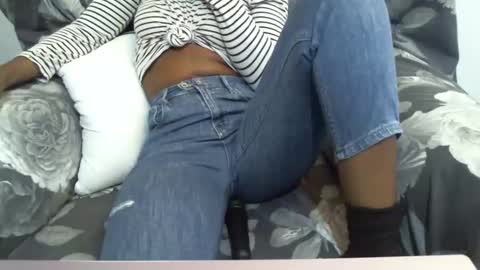 Snapshot of _bunny_b chatting on March 4, 10:24 am _bunny_b online show from March 4, 10:24 am