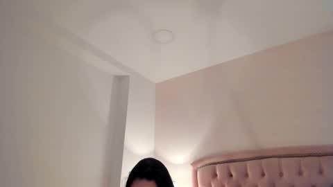 Snapshot of _cailyn chatting on October 12, 9:05 pm cailyn online show from October 12, 9:05 pm