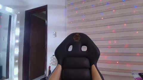 _celeste_rousse online show from March 6, 10:47 pm