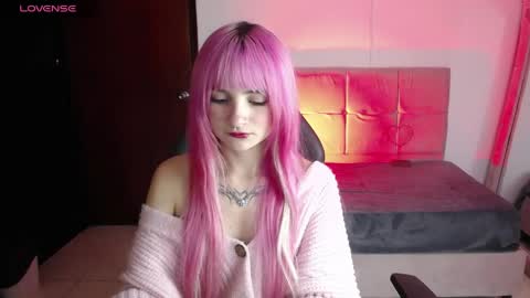 _charlotte_collins_ online show from May 15, 2:24 pm