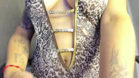 Chloe Collins online show from April 24, 1:02 pm