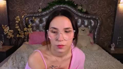 Cindy . online show from March 20, 6:18 am