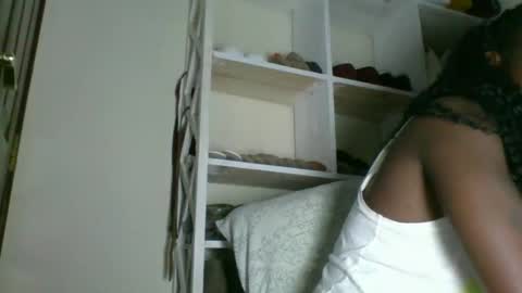 clara online show from March 27, 8:26 am