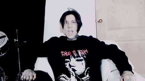 JC online show from December 4, 7:28 pm