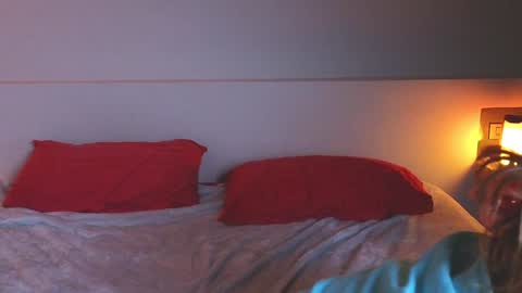 Snapshot of _demi_dee_ chatting on January 2, 2:46 pm DemiDee online show from January 2, 2:46 pm