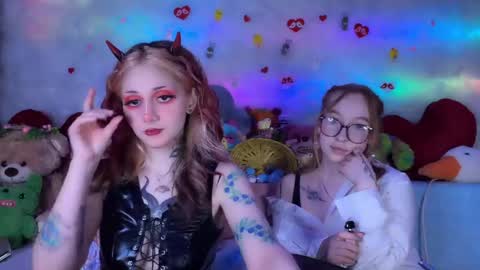 Kate online show from April 12, 5:28 pm