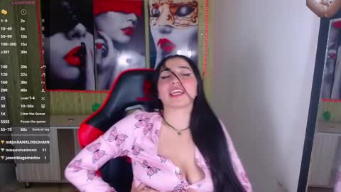 Snapshot of _emmaa_harper chatting on January 18, 8:10 am Emmaa Harper3 online show from January 18, 8:10 am