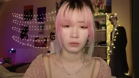 EveEva online show from March 13, 3:43 am