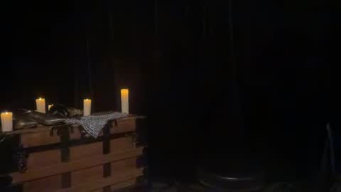 Snapshot of _goodknight chatting on February 6, 9:53 am GOODKNIGHT online show from February 6, 9:53 am