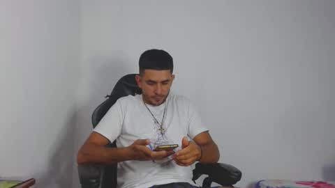 _grasshopper online show from February 21, 10:35 pm