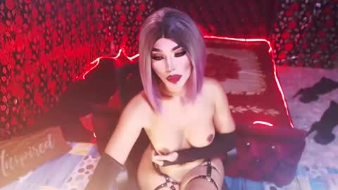 Snapshot of _hailyourqueenx chatting on December 3, 4:20 am GoDDess  Chloe online show from December 3, 4:20 am