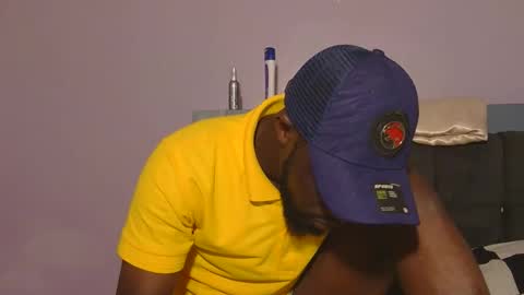 _hairlyboy online show from December 16, 8:53 am