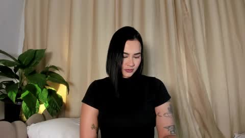 Snapshot of _hanna_johnson_ chatting on September 18, 4:27 am Hanna johnson online show from September 18, 4:27 am