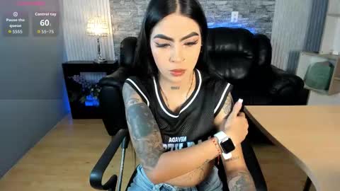 Hanna online show from February 3, 8:24 pm