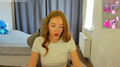 _hot_mia_1 online show from May 16, 6:43 am