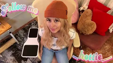 Snapshot of _hottie__ chatting on September 26, 11:46 pm _hottie__ online show from September 26, 11:46 pm