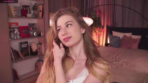 _icecrystal online show from January 22, 3:29 pm