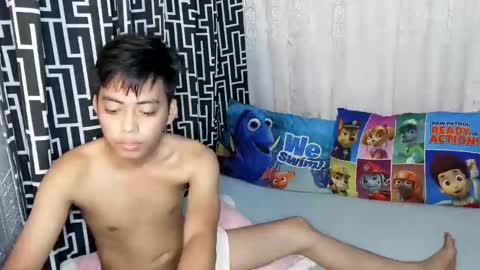 _jamescock online show from May 2, 3:23 am