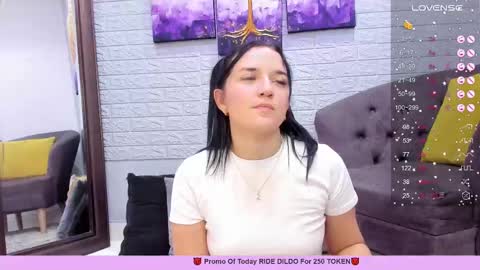 Snapshot of _jireh33_ chatting on February 17, 7:33 pm online show from February 17, 7:33 pm