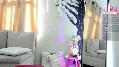 Snapshot of _jireh33_ chatting on September 20, 8:12 pm online show from September 20, 8:12 pm
